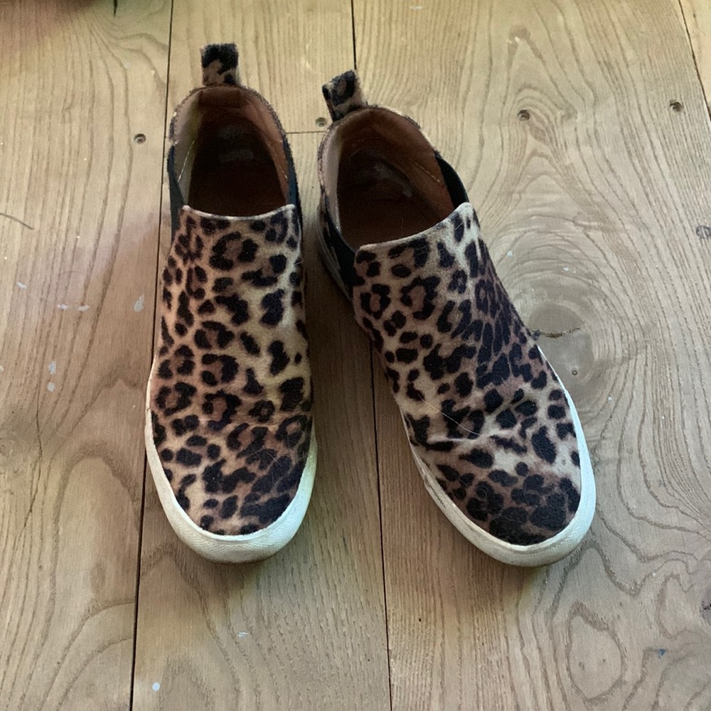 Gently worn 7.5 shoes